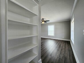 19 Arrington Ave in Greenville, SC - Building Photo - Building Photo