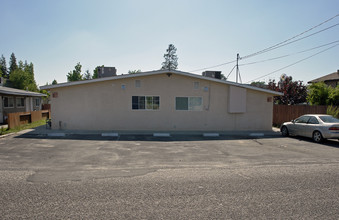 Bella Terra Apartments in Winton, CA - Foto de edificio - Building Photo