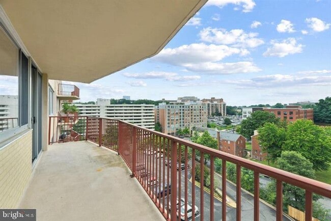 5353 Columbia Pike in Arlington, VA - Building Photo - Building Photo