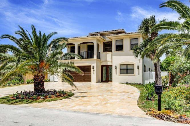 169 SE Wavecrest Way in Boca Raton, FL - Building Photo