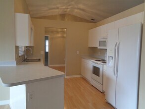 6744 66th Ave E in Bradenton, FL - Building Photo - Building Photo