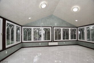 53 Pine Grove Rd in Berkeley Heights, NJ - Building Photo - Building Photo