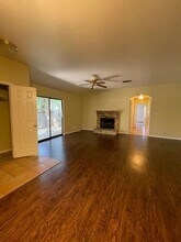 2626 Gwendolyn Ln in Austin, TX - Building Photo - Building Photo