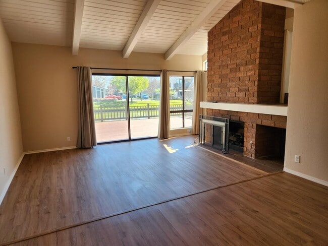 626 Marlin Ct in Redwood City, CA - Building Photo - Building Photo