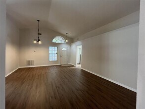 12412 Castlemain Trail in Orlando, FL - Building Photo - Building Photo