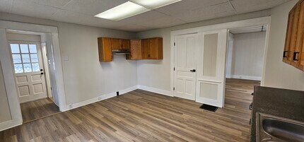 9 W Pease Ave in Dayton, OH - Building Photo - Building Photo