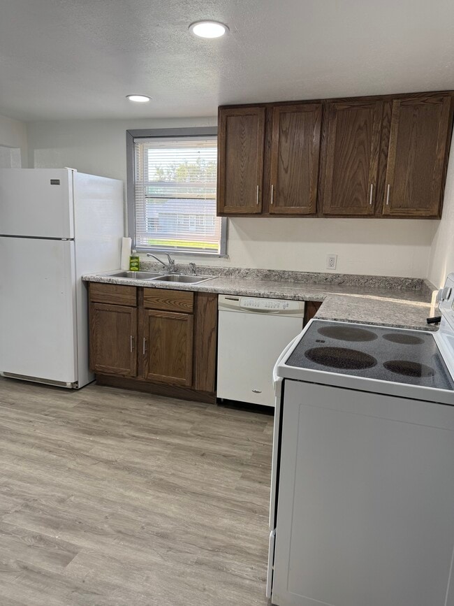 604 S 9th St in Milbank, SD - Building Photo - Building Photo
