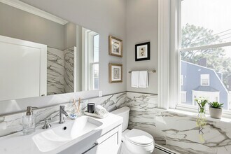 85 Regent St in Boston, MA - Foto de edificio - Building Photo