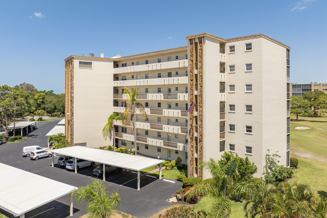 Pinebrook Ironwood in Bradenton, FL - Building Photo