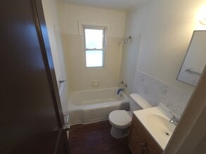 2538 Main St in Jennings, MO - Building Photo - Building Photo