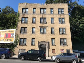 275 Mclean Ave in Yonkers, NY - Building Photo - Building Photo