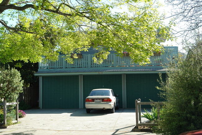 2235 California St in Berkeley, CA - Building Photo - Building Photo