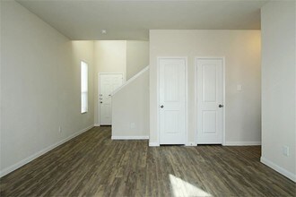 21106 Sugar Orchard Ln in Tomball, TX - Building Photo - Building Photo