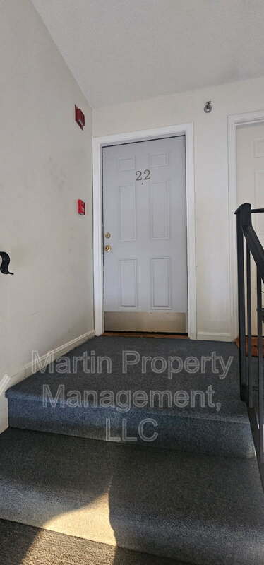 94 Tennis Plaza Rd in Dracut, MA - Building Photo - Building Photo