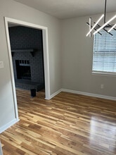 1307 Cross Creek Cir in Tallahassee, FL - Building Photo - Building Photo