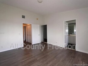 8331 Vía Serena in Boca Raton, FL - Building Photo - Building Photo