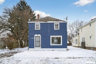 3894 E 144th St in Cleveland, OH - Building Photo - Building Photo