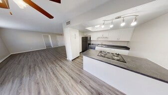 Oak Park in Indianapolis, IN - Building Photo