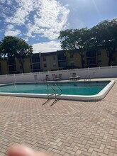 450 NW 20th St in Boca Raton, FL - Building Photo - Building Photo