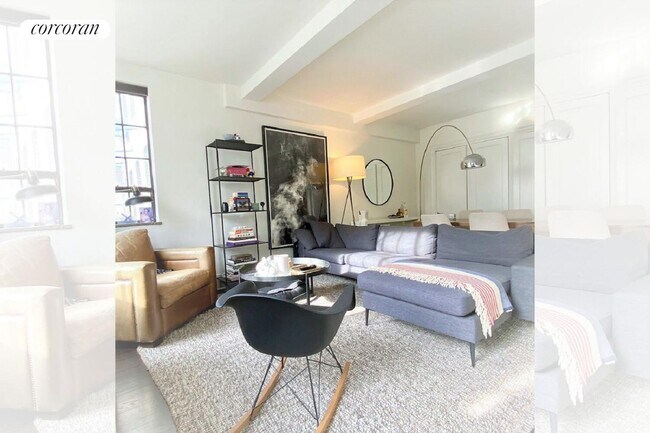 353 W 56th St in New York, NY - Building Photo - Building Photo