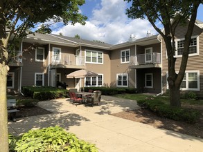 Hope Senior Apartments-62+ in Oxford, MI - Foto de edificio - Building Photo