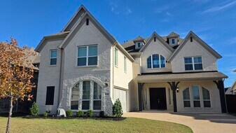 1112 Maverick Dr in Mansfield, TX - Building Photo