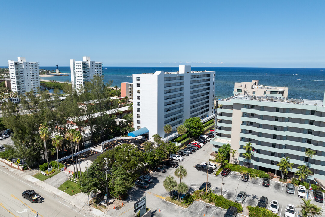 Pompano Ocean Club in Pompano Beach, FL - Foto de edificio