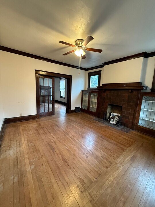 1612 Quarrier St in Charleston, WV - Building Photo