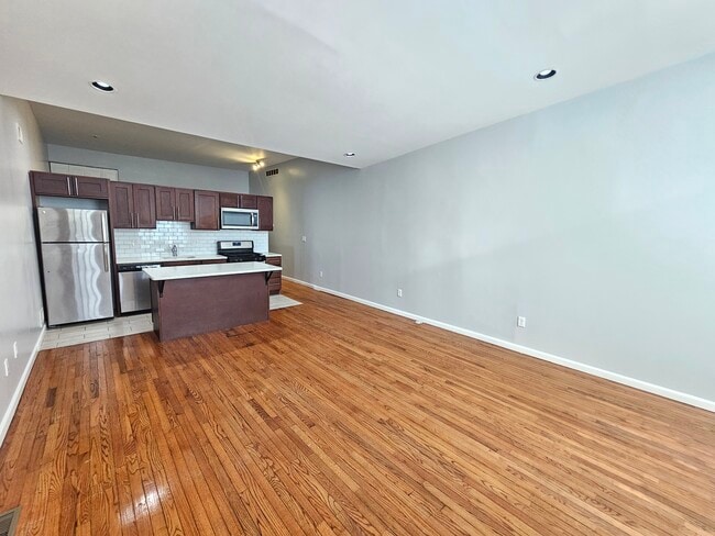 930 E Passyunk Ave, Unit 4