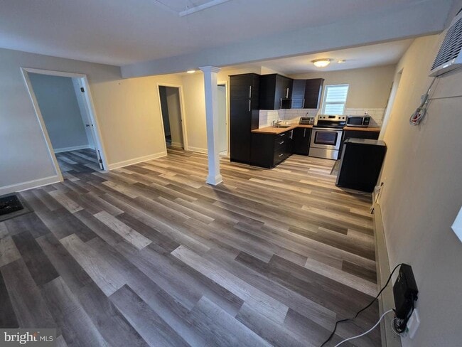 13150 Glen Rd in North Potomac, MD - Building Photo - Building Photo