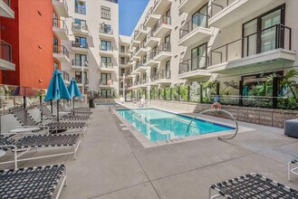 372 Fourth Ave in San Diego, CA - Building Photo - Building Photo
