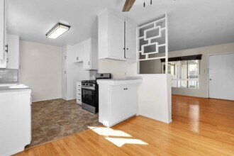 4460 Ensign Ave. in North Hollywood, CA - Building Photo - Building Photo