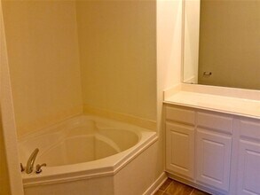 4345 Medina River Loop in Spring, TX - Building Photo - Building Photo