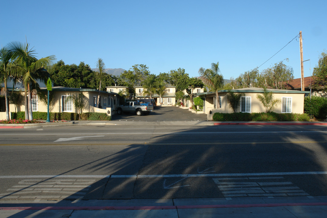 5310 Carpinteria Ave in Carpinteria, CA - Foto de edificio