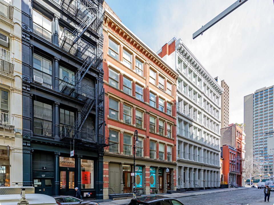 129-131 Greene St in New York, NY - Building Photo