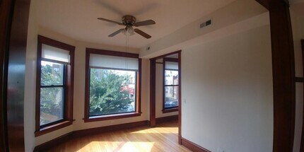 3006 W Fullerton Ave in Chicago, IL - Building Photo - Building Photo