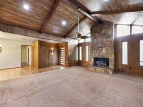 1023 Piping Rock Ln in Denton, TX - Building Photo - Building Photo