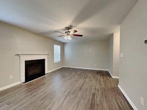 3821 Tyler Bluff Ln in Raleigh, NC - Building Photo - Building Photo