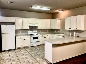 2602 81st St in Lubbock, TX - Building Photo - Building Photo