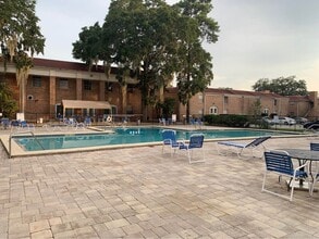 5201 ATLANTIC Blvd, Unit 148 in Jacksonville, FL - Foto de edificio - Building Photo