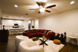 2586 E Athena Ave in Gilbert, AZ - Building Photo - Building Photo
