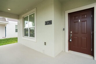 17142 Salty Dog Rd in Winter Garden, FL - Foto de edificio - Building Photo