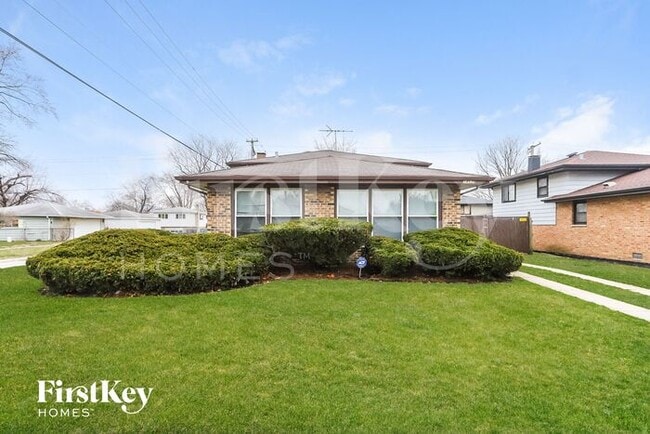 property at 14539 Kimbark Ave