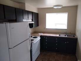 1123 Cedar Ln, Unit 1123 Cedar Lane in East Wenatchee, WA - Building Photo