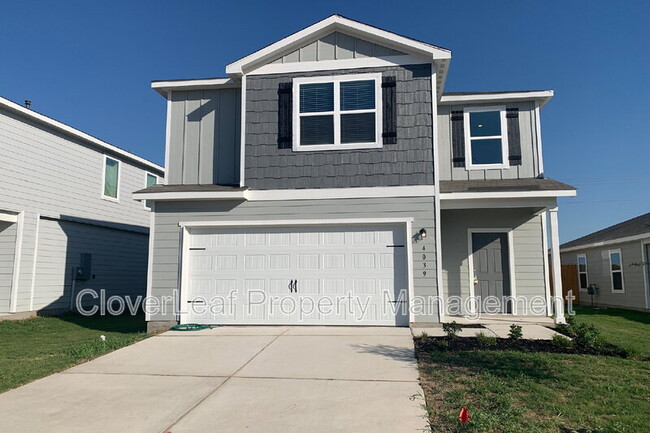 property at 4039 Trail de Paris