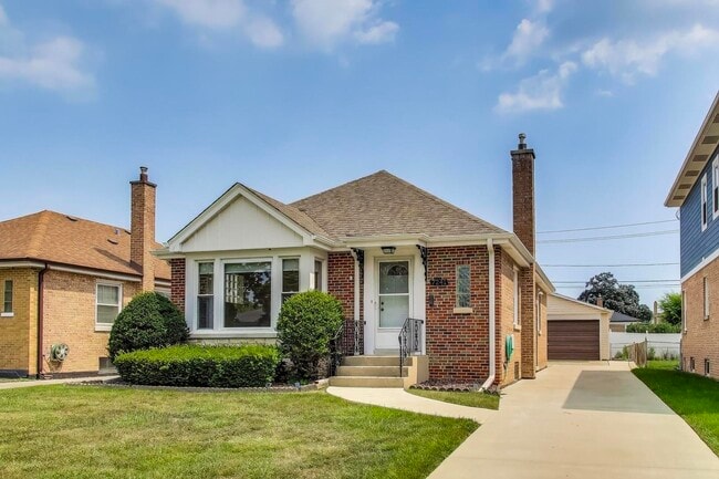 7241 N Overhill Ave in Chicago, IL - Building Photo - Building Photo