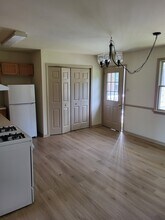 411 E Montgomery Ave, Unit Unit #3 in North Wales, PA - Building Photo - Building Photo