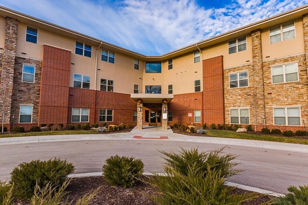 St. Michael's Veterans Center Apartments in Kansas City, MO - Building Photo