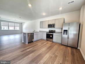 1410 SUGARPLUM Ln in Salisbury, MD - Building Photo - Building Photo