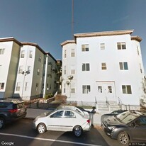 799 Merrimack St in Lowell, MA - Building Photo